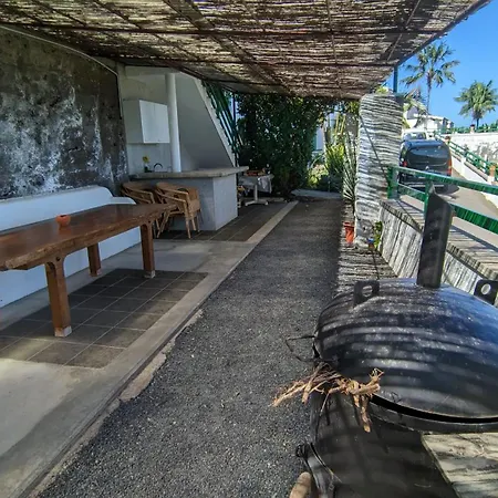 Sabinas - El Guincho,
