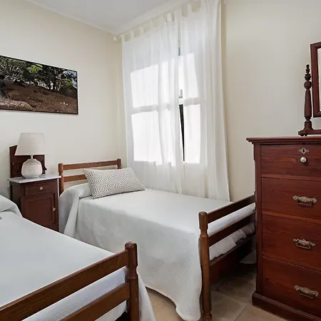 Villa Sabinas - El Guincho, *