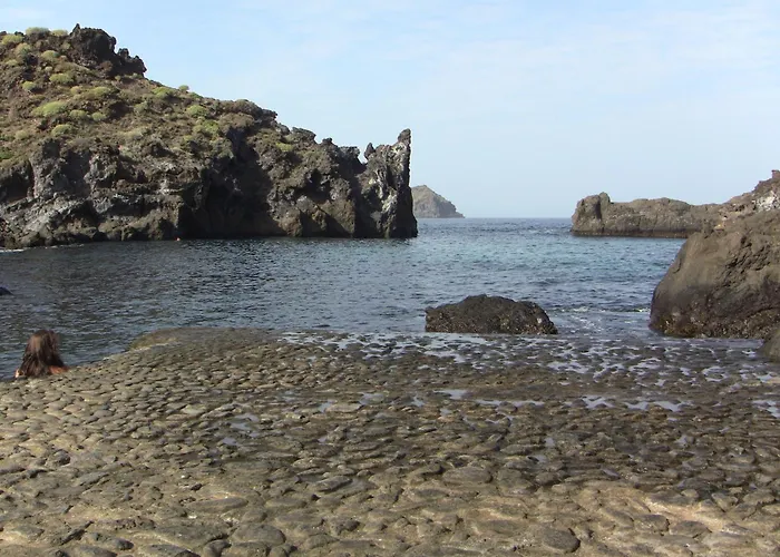 Willa Sabinas - El Guincho,