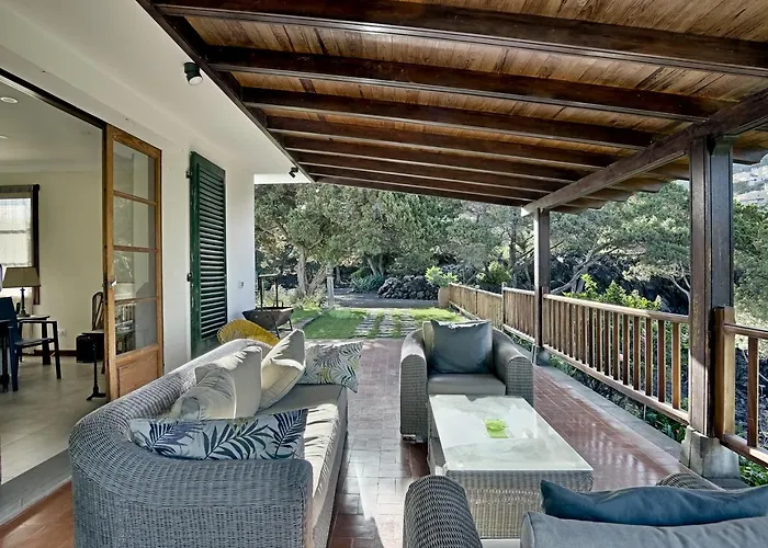 Sabinas - El Guincho, Willa