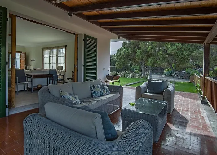 Sabinas - El Guincho, Willa