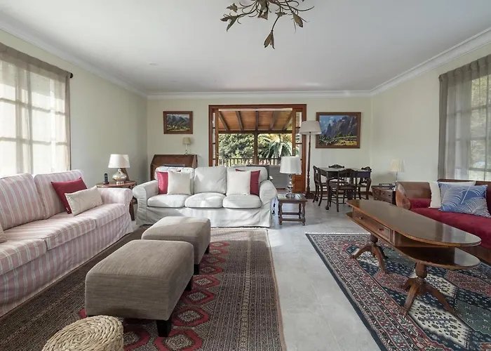 Willa Sabinas - El Guincho, *