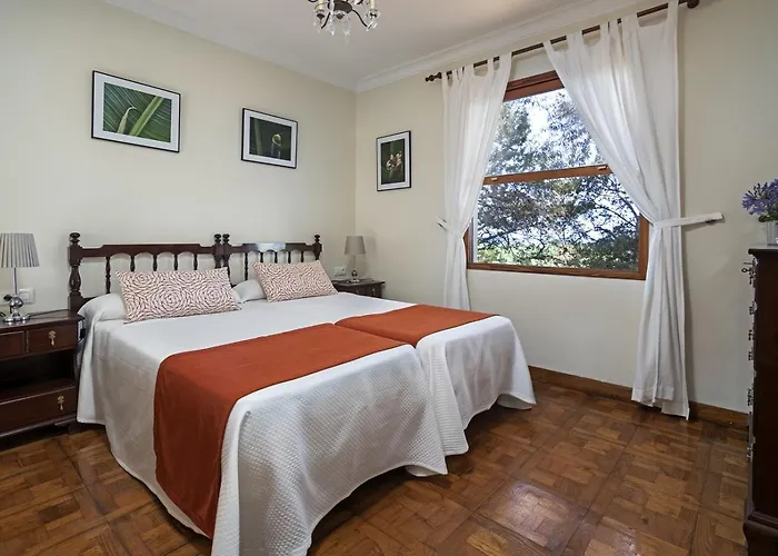 Sabinas - El Guincho, *