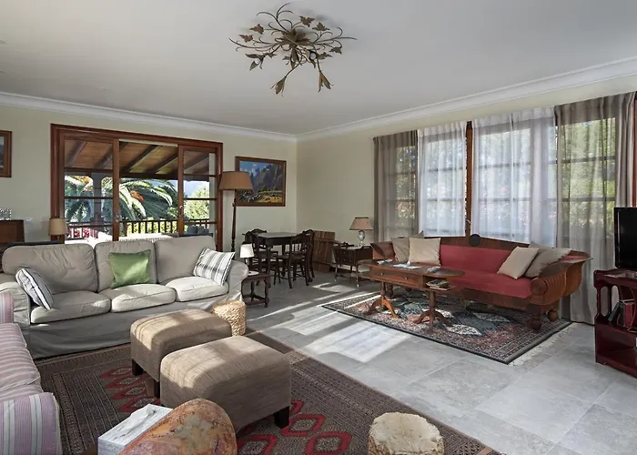 Willa Sabinas - El Guincho,