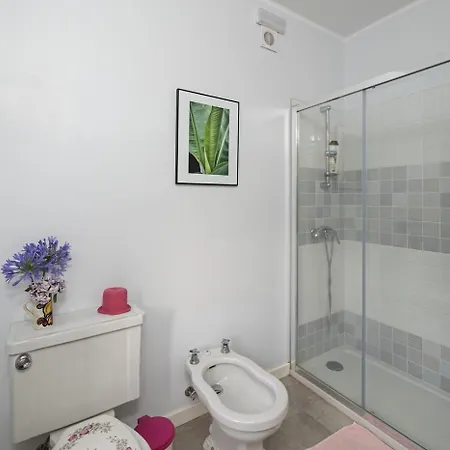 Sabinas - El Guincho, Villa Garachico