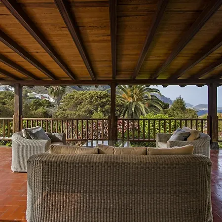 Sabinas - El Guincho, Villa Garachico