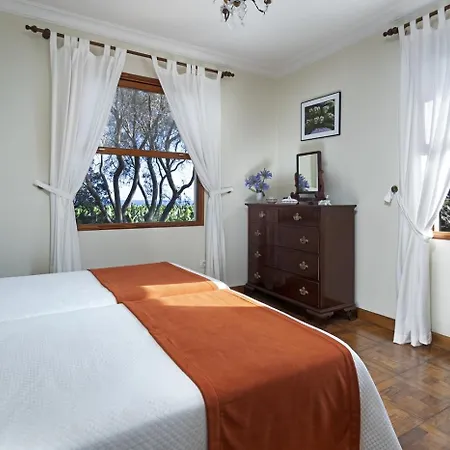 Sabinas - El Guincho, Garachico