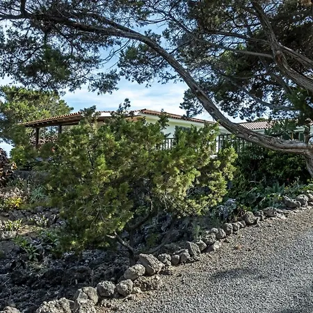 Sabinas - El Guincho, Villa Garachico