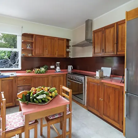 Sabinas - El Guincho, *